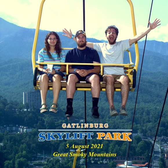 Meet your Posher, Aimee - Picture 4 of 9